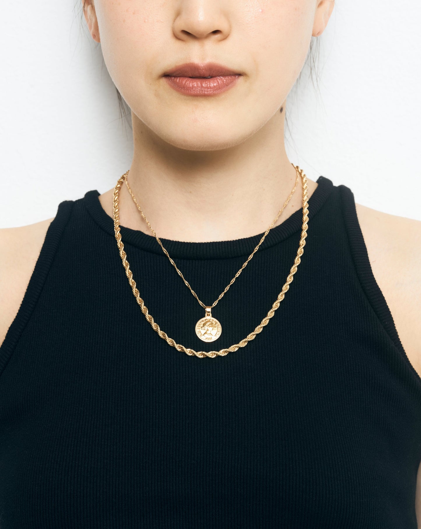 GOLD BELINDA COIN NECKLACE