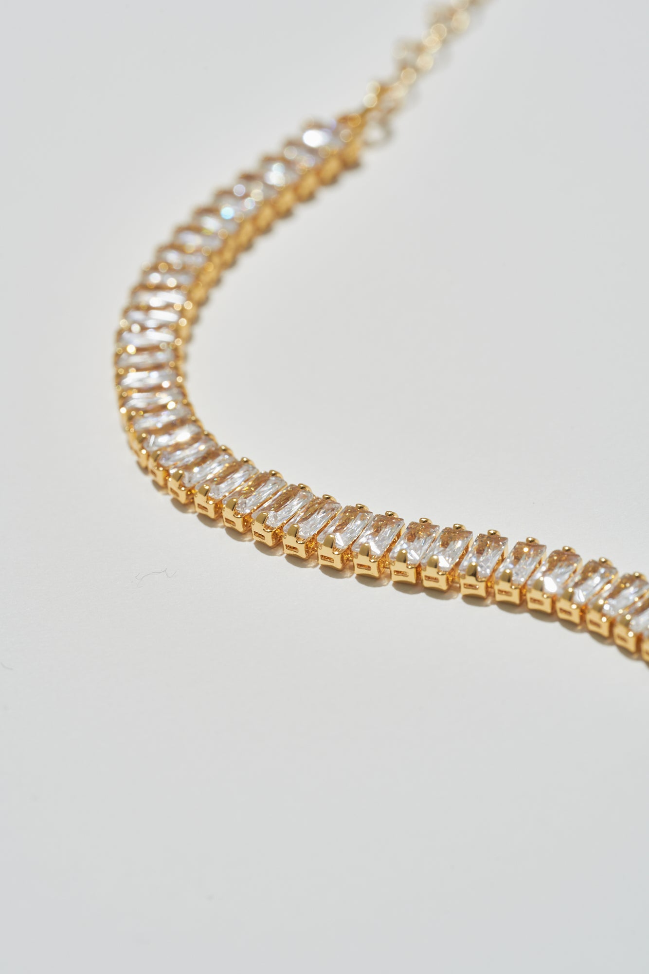 THE CRYSTAL BIJOU NECKLACE