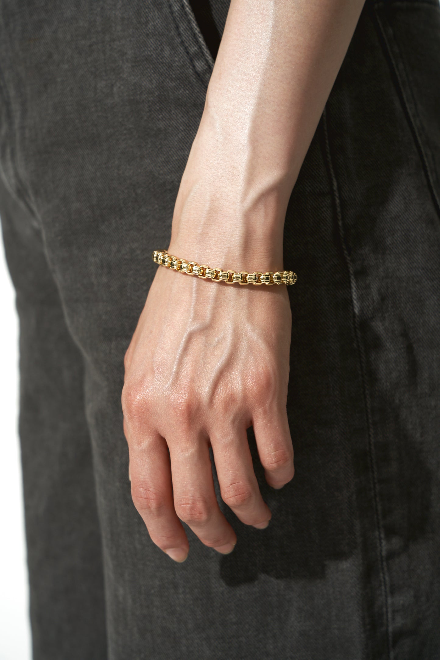 BOX CHAIN BRACELET