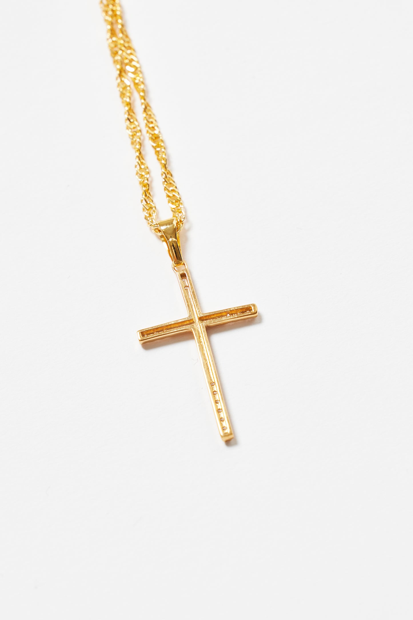 PENDANT CROSS NECKLACE CRYSTAL