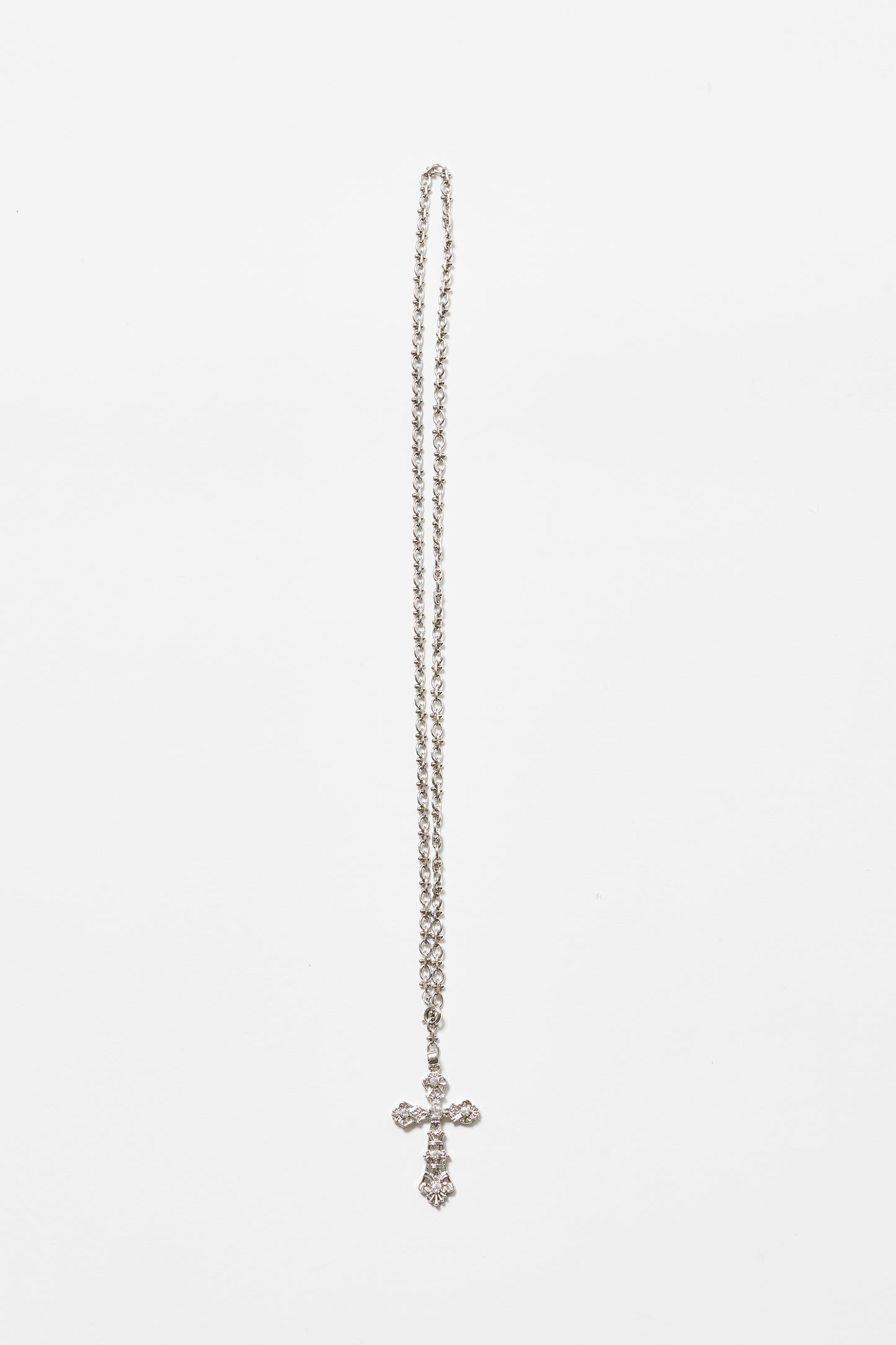 VINTAGE BAROQUE CROSS NECKLACE SILVER