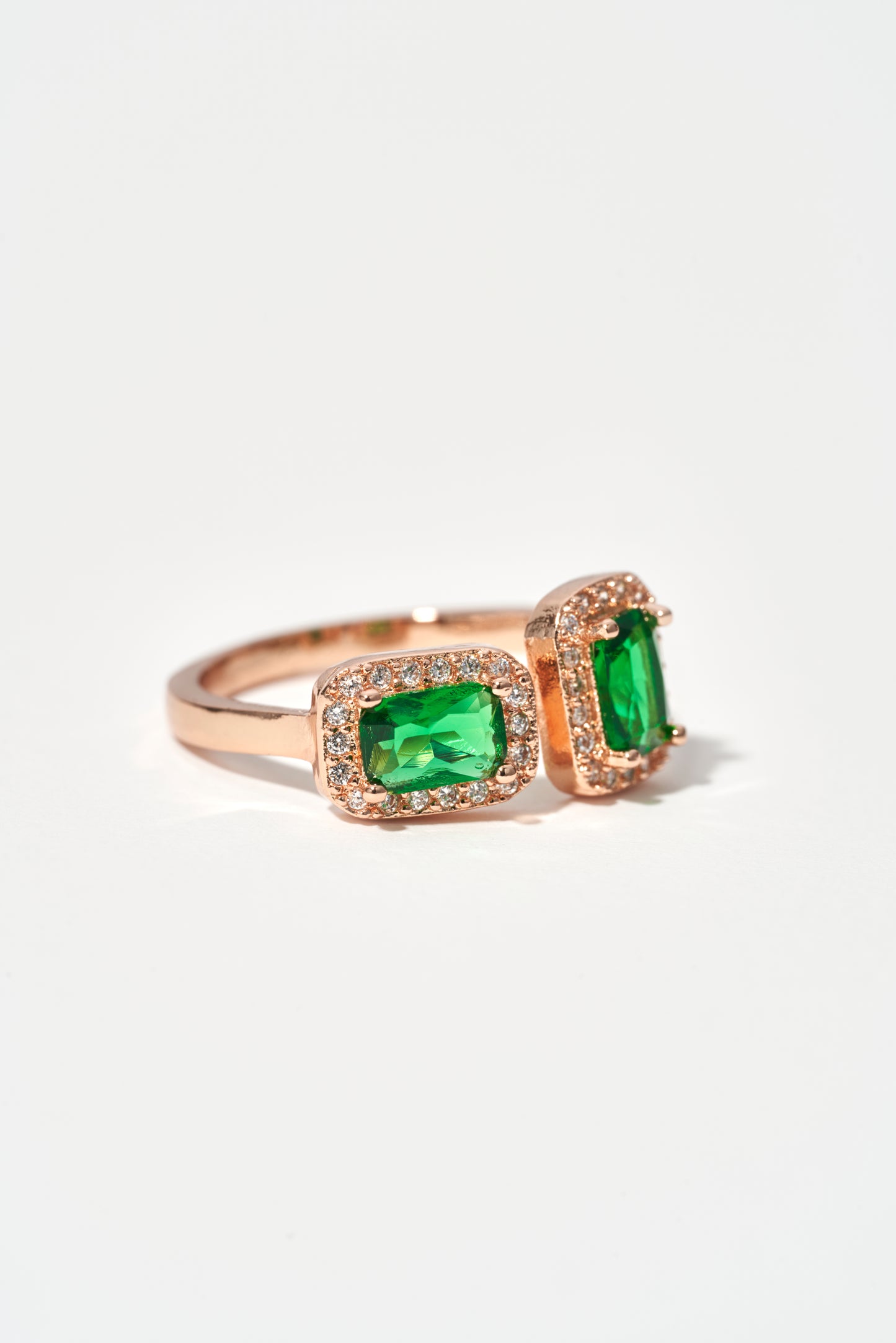 THE SPLIT EMERALD RING